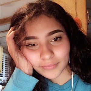 Meet your Posher, Natali